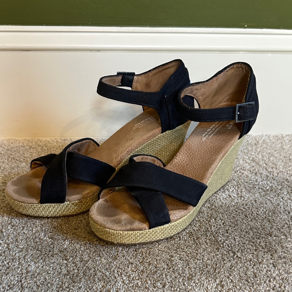 Toms Black and Tan Wedge Sandals